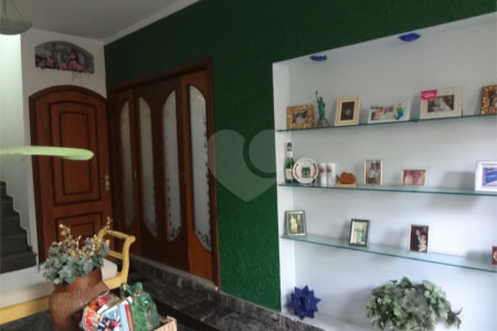 Sobrado à venda com 4 suítes em Santa Teresinha, São Paulo, SP