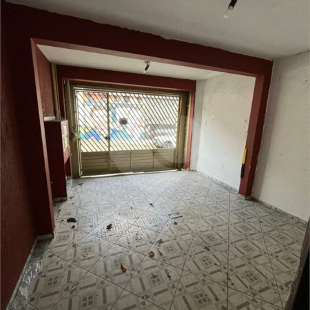 Casa com 125m², 2 dormitórios, 1 vaga, à venda na Vila Harmonia em Guarulhos.