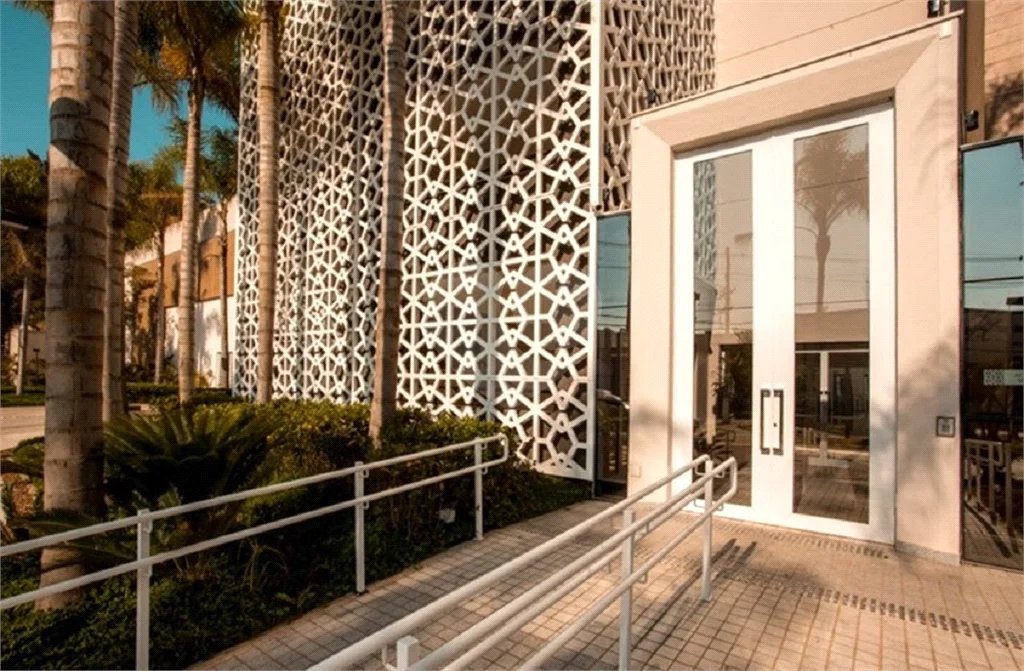 125m² - 3 dorm (1 suíte), 2 vagas