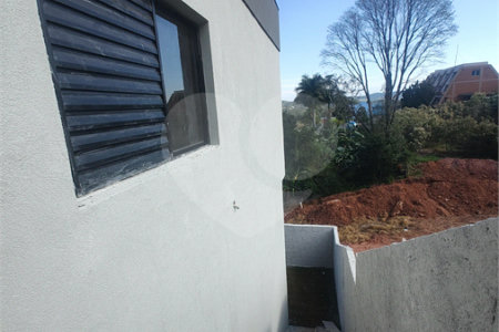 Casa à venda com 2 quartos, sendo 1 suíte, em Jardim Santo Antônio, Atibaia, SP