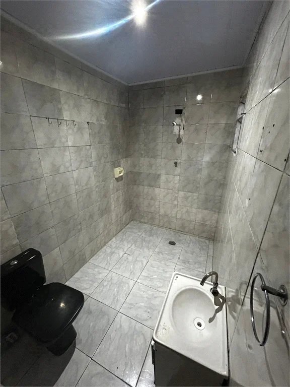 Sobrado à venda com 4 quartos, sendo 2 suítes, em Parque Sonia, São Paulo, SP