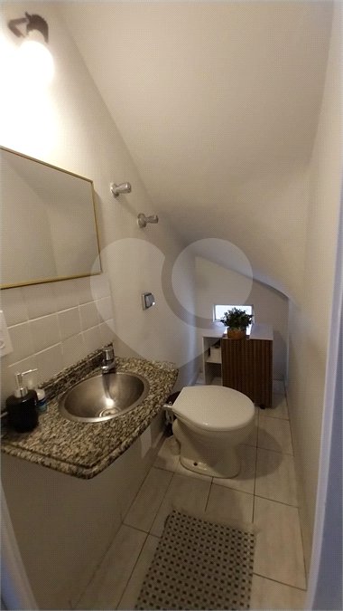 Sobrado à venda com 3 quartos em Vila Analia, São Paulo, SP