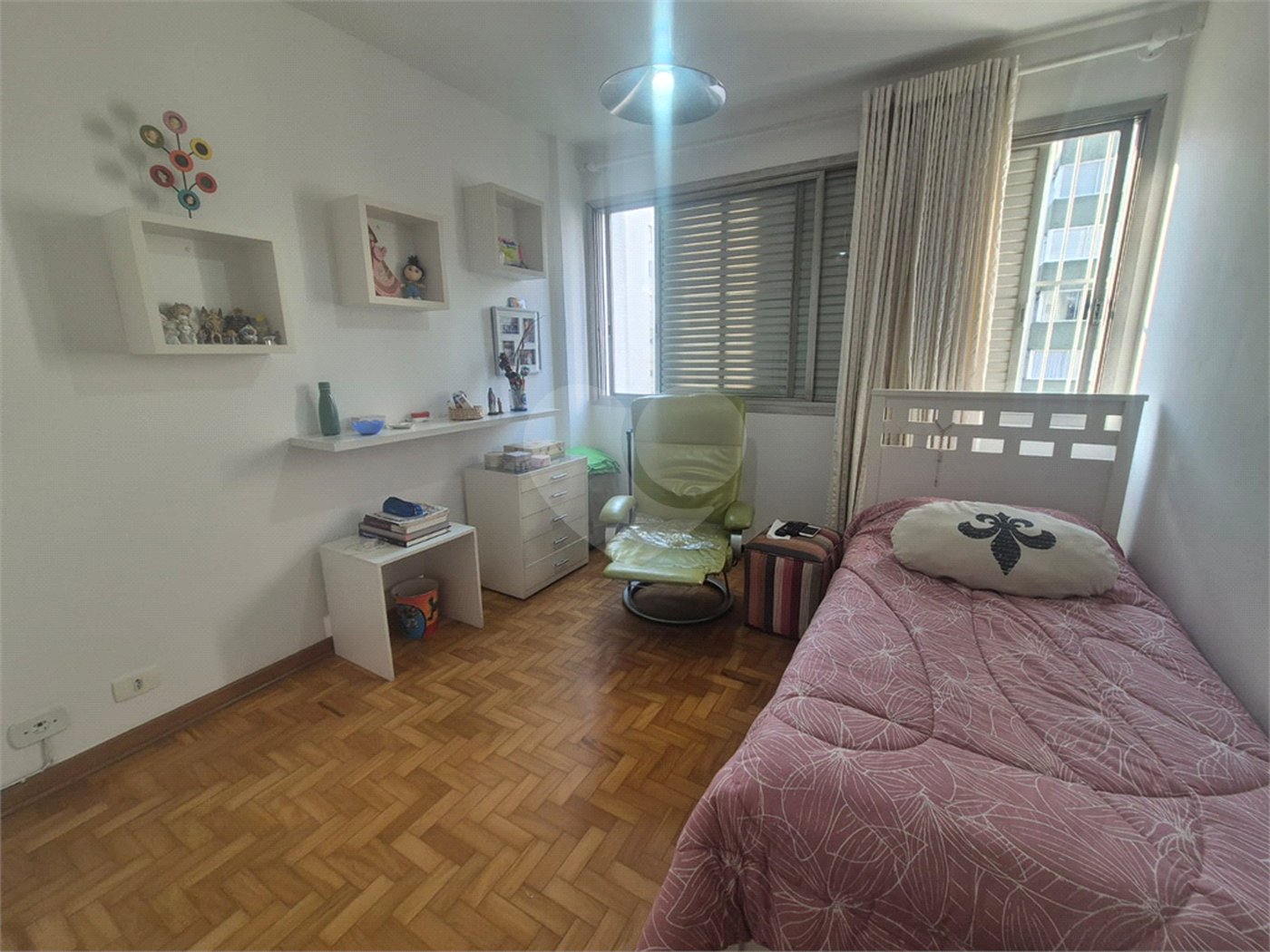 Apartamento à venda com 3 quartos, sendo 1 suíte, em Itaim Bibi, São Paulo, SP