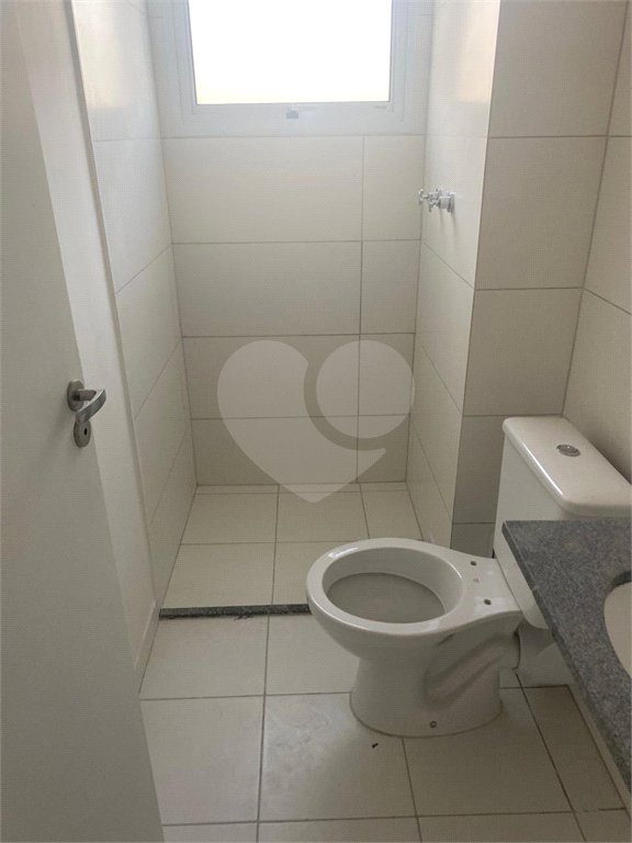 Apartamento à venda com 2 quartos, sendo 1 suíte, em Jardim Santo Antônio, Valinhos, SP
