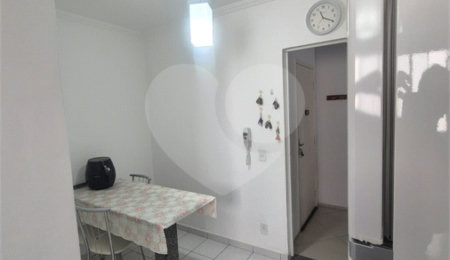 Apartamento à venda com 3 quartos, sendo 1 suíte,  em Parque Santana, Mogi das Cruzes, SP