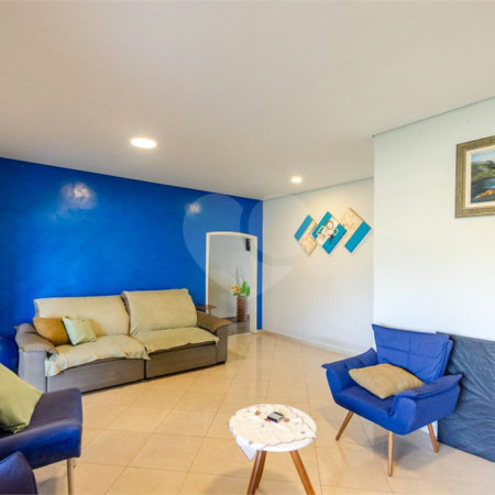 Casa à venda ou para alugar com 4 quartos, sendo 3 suítes,  em Jardim Vivan, São Paulo, SP