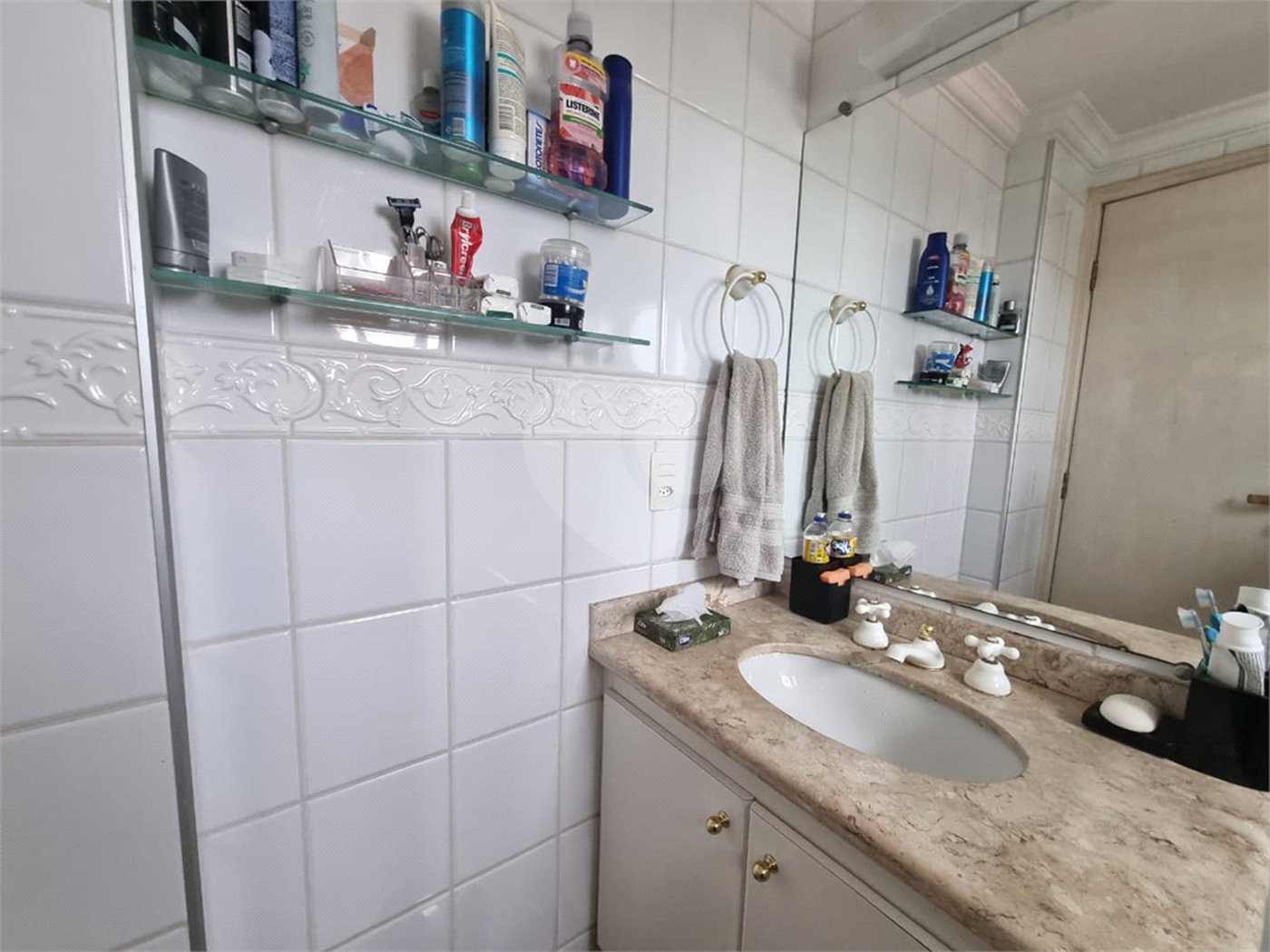 Apartamento à venda com 3 suítes no Centro, Sorocaba, SP