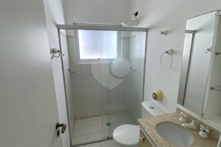 Sobrado à venda com 3 quartos, sendo 1 suíte, em Brooklin Velho, São Paulo, SP