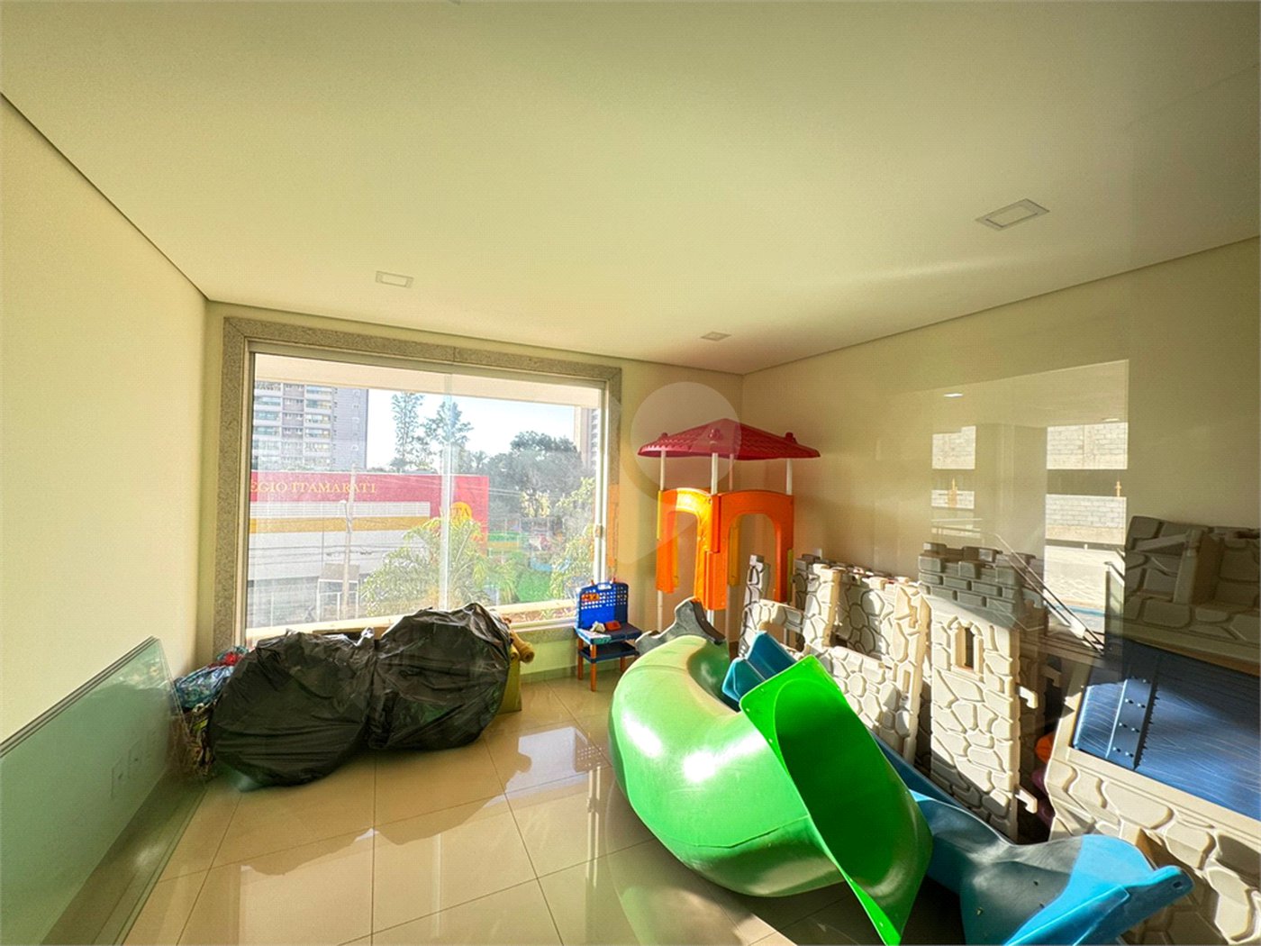 Casa à venda com 3 suítes no condomínio Acrópole, Ribeirão Preto - SP