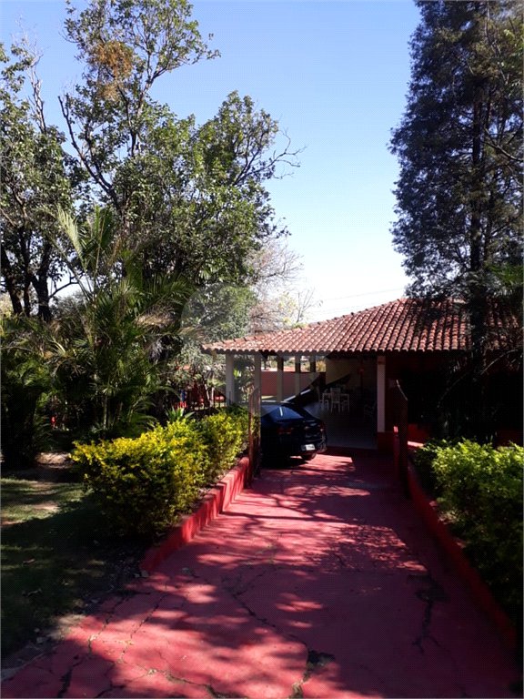 Chácara à venda com 3 quartos no Centro, Monte Mor, SP