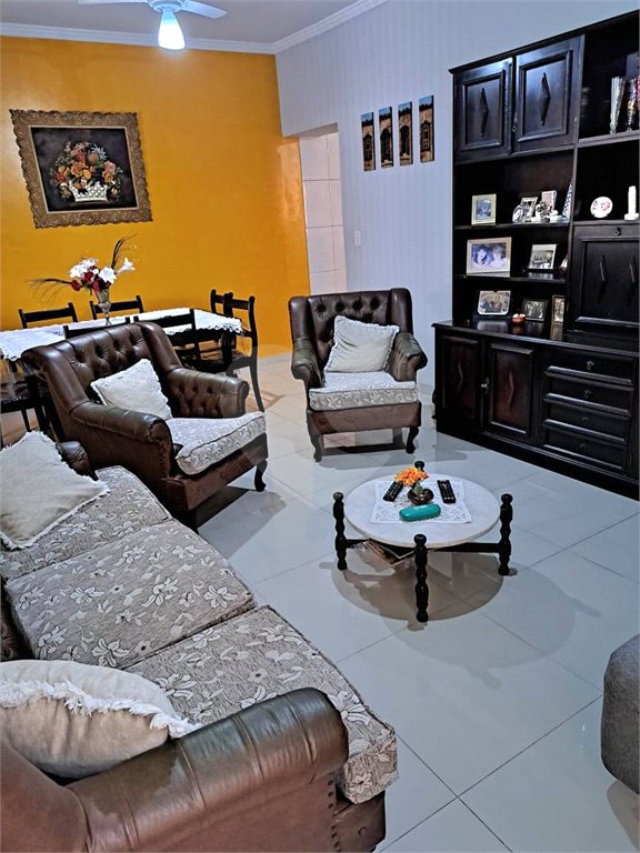 Casa à venda com 2 quartos, sendo 1 suíte,  em Jardim Saira, Sorocaba, SP