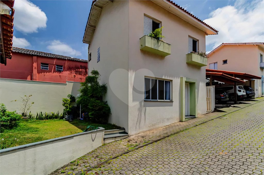 Casa à venda com 3 quartos, sendo 1 suíte,  no condomínio Villa Bella, São Paulo - SP