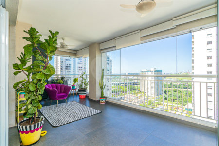 Apartamento à venda com 2 quartos, sendo 1 suíte, em Santo Amaro, São Paulo, SP