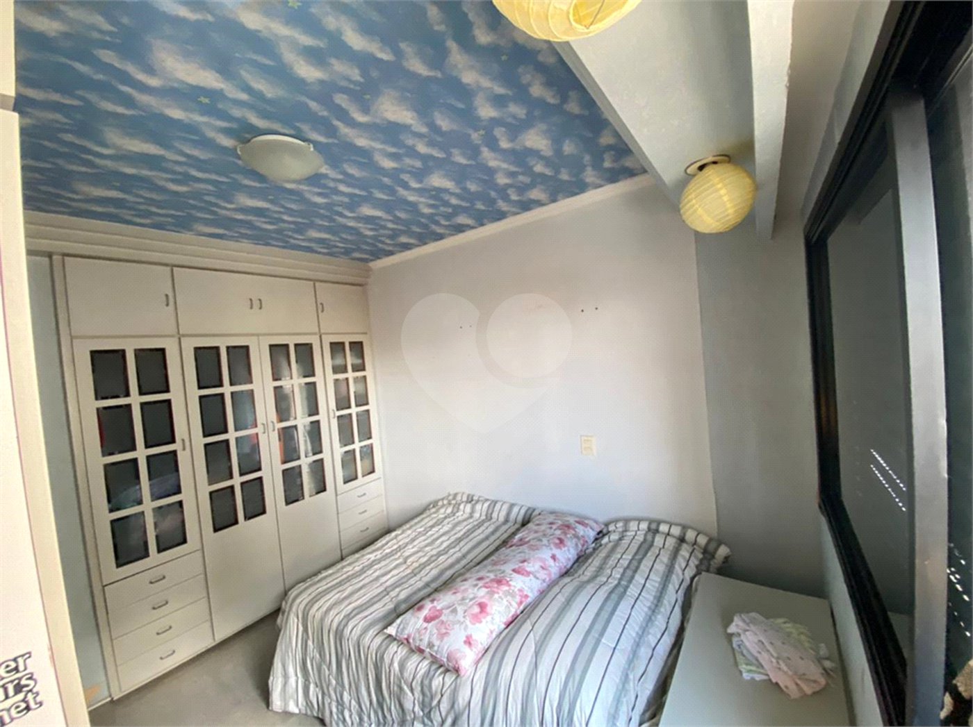 Apartamento à venda com 4 quartos, sendo 1 suíte, em Campo Belo, São Paulo, SP