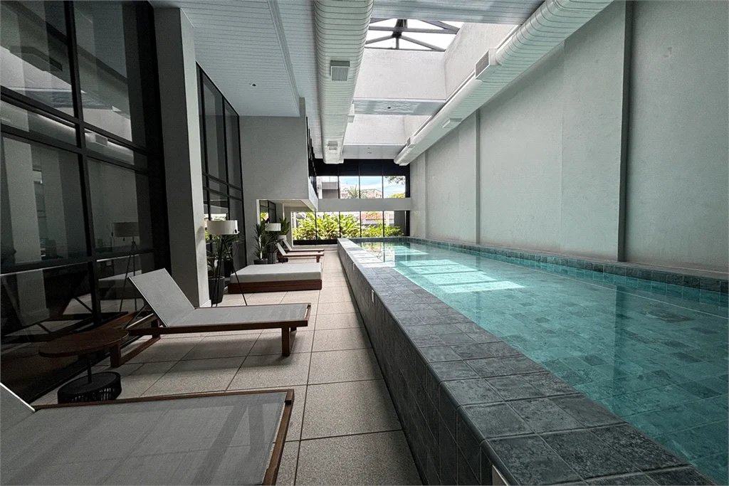 Apartamento à venda com 3 suítes em Vila Romana, São Paulo, SP