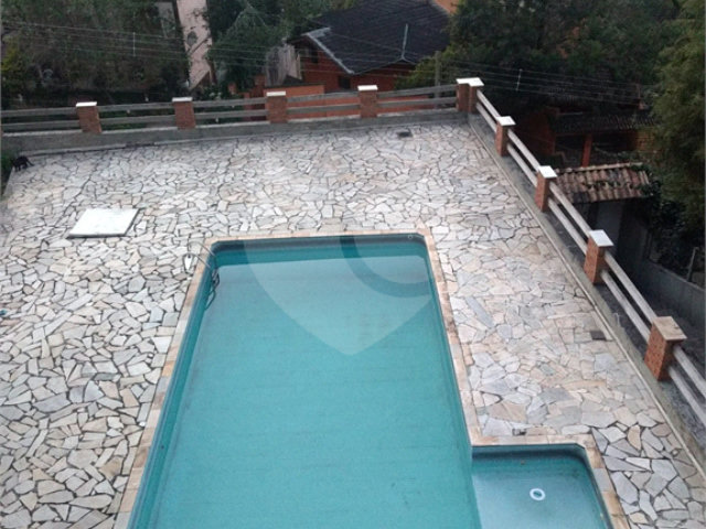 Casa à venda com 3 suítes no condomínio Alpes da Cantareira, Mairiporã - SP