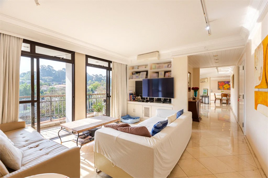 Apartamento à venda com 4 quartos, sendo 3 suítes,  em Real Parque, São Paulo, SP