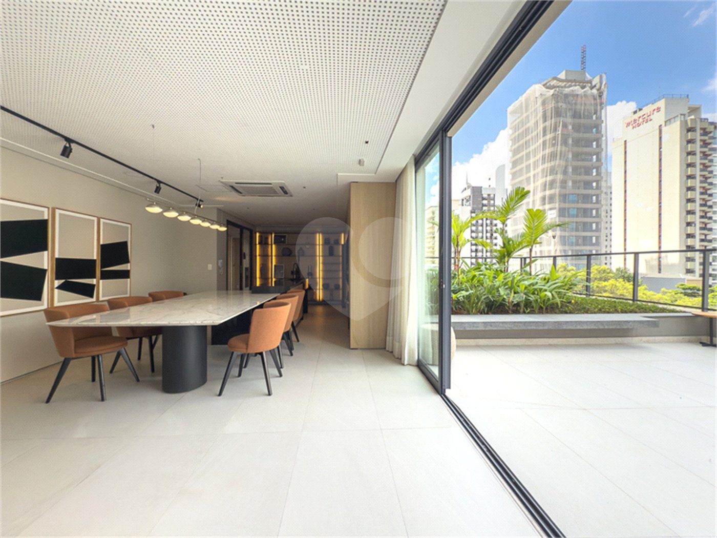 Apartamento à venda com 3 quartos, sendo 1 suíte, em Jardim Paulista, São Paulo, SP