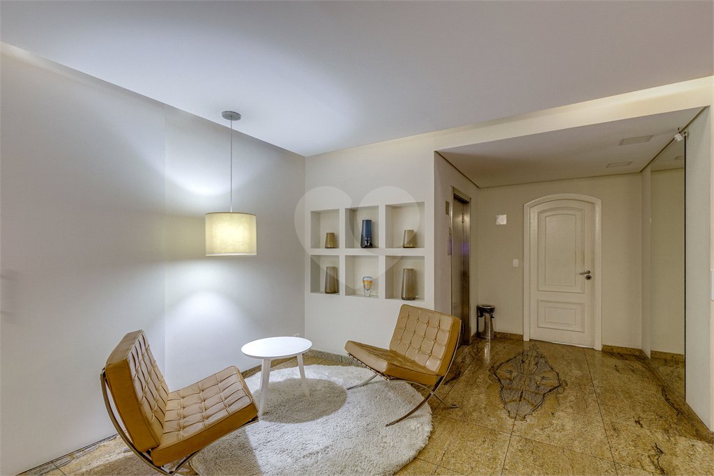Apartamento à venda com 4 quartos, sendo 2 suítes, em Campo Belo, São Paulo, SP