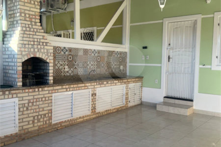 Casa à venda com 2 quartos em Parque Jóquei Club, Campos dos Goytacazes, RJ