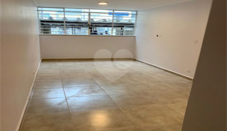 Sobrado à venda com 3 quartos em Brooklin, São Paulo, SP