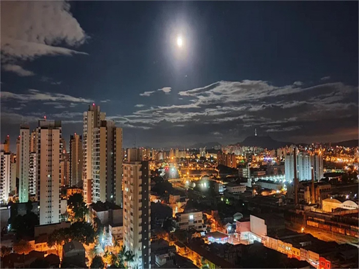 Apartamento à venda com 2 quartos, sendo 1 suíte, em Água Branca, São Paulo, SP