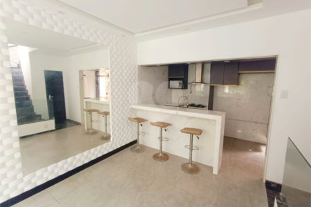 Casa de Vila à venda com 3 quartos, sendo 1 suíte, em Praça da Bandeira, Rio de Janeiro, RJ