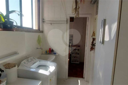 Apartamento à venda com 4 quartos, sendo 1 suíte,  em Tijuca, Rio de Janeiro, RJ