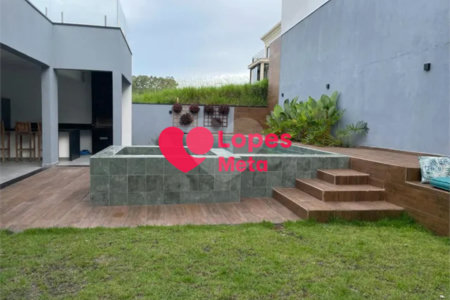 Casa à venda com 5 quartos, sendo 4 suítes, no condomínio Monaco, São José dos Campos - SP