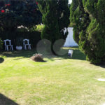 Casa à venda com 4 quartos, sendo 2 suítes, no condomínio Monte Belo, Salto - SP