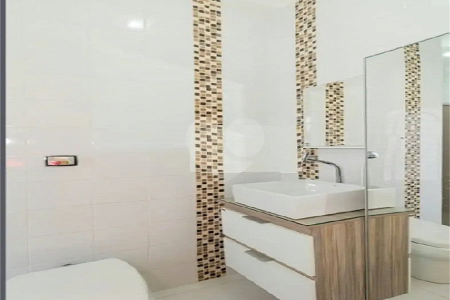 Casa à venda com 3 quartos, sendo 1 suíte, em Vila Maria, São Paulo, SP