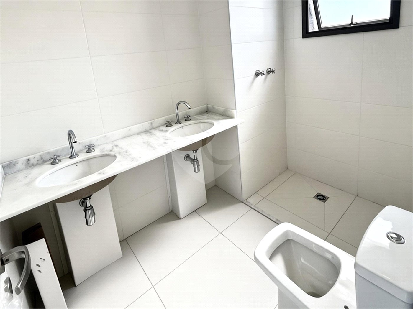 Apartamento à venda com 2 suítes em Campo Belo, São Paulo, SP