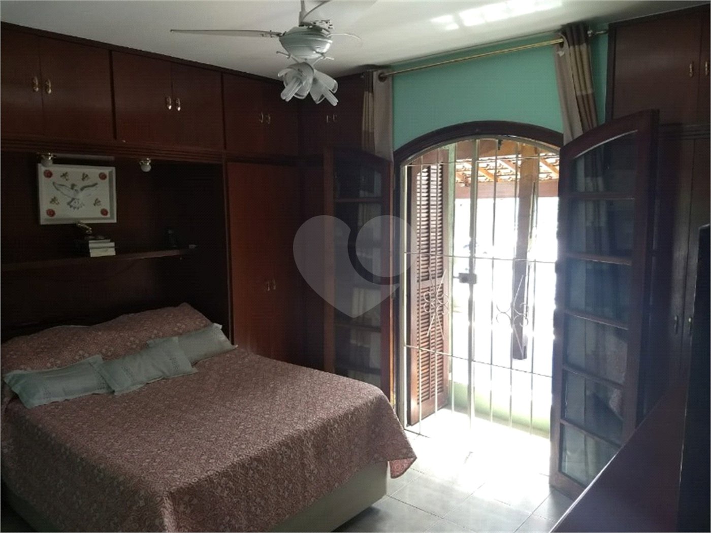 Casa à venda com 3 quartos, sendo 1 suíte, em Vila Galvão, Guarulhos, SP