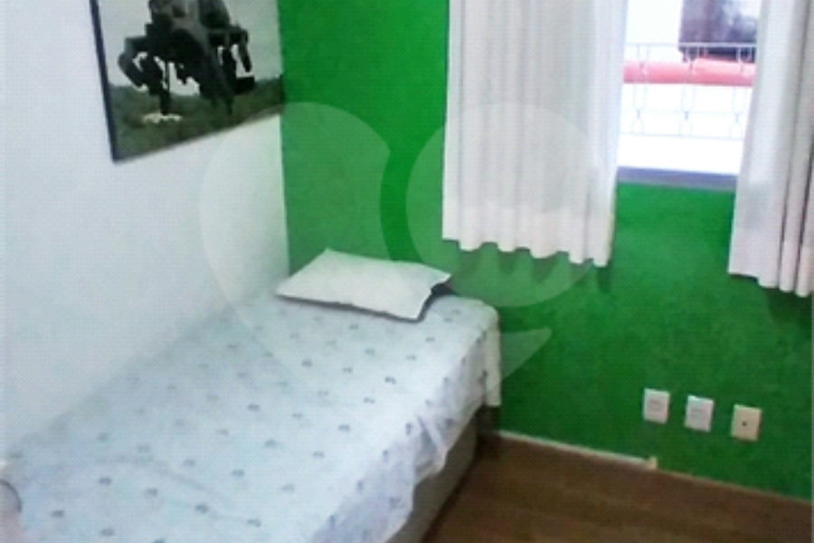 Casa à venda com 4 quartos, sendo 1 suíte, em Santana, São Paulo, SP