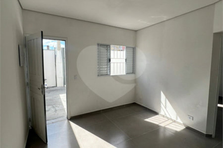 Casa à venda com 2 quartos em Jardim Bela Vista, Mogi das Cruzes, SP