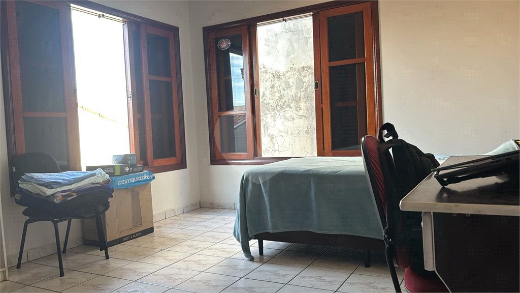 Sobrado à venda com 5 quartos, sendo 3 suítes,  em Jardim Recanto do Valle, Indaiatuba, SP