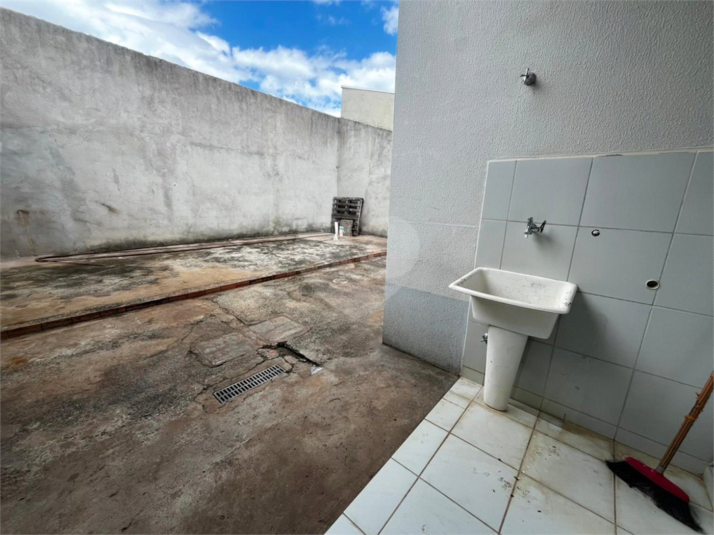 Casa à venda com 2 quartos em Vida Nova Itapetininga, Itapetininga, SP