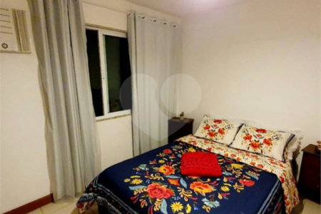 Casa à venda com 3 quartos, sendo 2 suítes, em Tijuca, Rio de Janeiro, RJ
