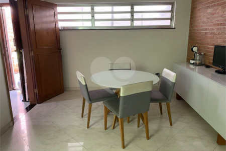 Casa Térrea à venda com 3 quartos, sendo 1 suíte, em Vila Zelina, São Paulo, SP