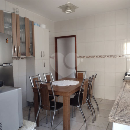 Casa Térrea à venda com 5 quartos no Centro, Atibaia, SP