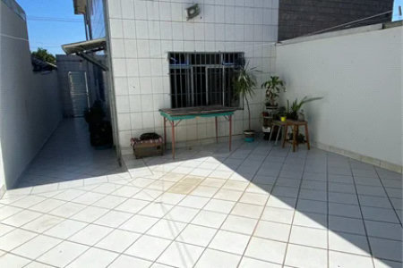 Sobrado à venda com 3 quartos em Parque Independência, São Paulo, SP
