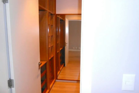 Apartamento à venda com 4 suítes em Vila Suzana, São Paulo, SP