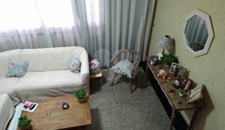 Sobrado à venda com 2 quartos, sendo 1 suíte,  em Santa Teresinha, São Paulo, SP