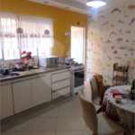 Casa à venda com 3 quartos, sendo 1 suíte,  no condomínio Residencial Vila Irmãos Arnoni, São Paulo - SP