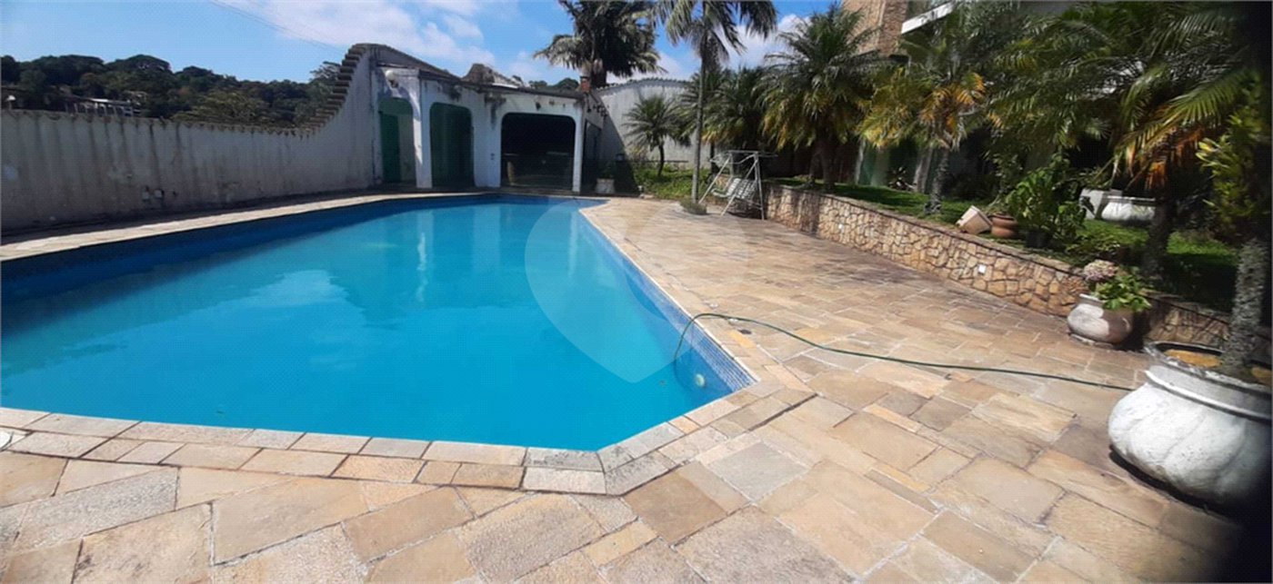 Casa à venda com 4 suítes no condomínio Parque Imperial da Cantareira, Mairiporã - SP