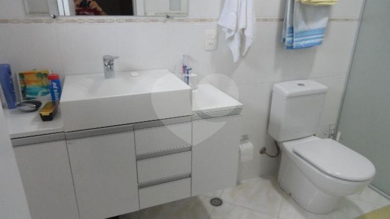 Sobrado à venda com 3 quartos, sendo 2 suítes, em Água Fria, São Paulo, SP