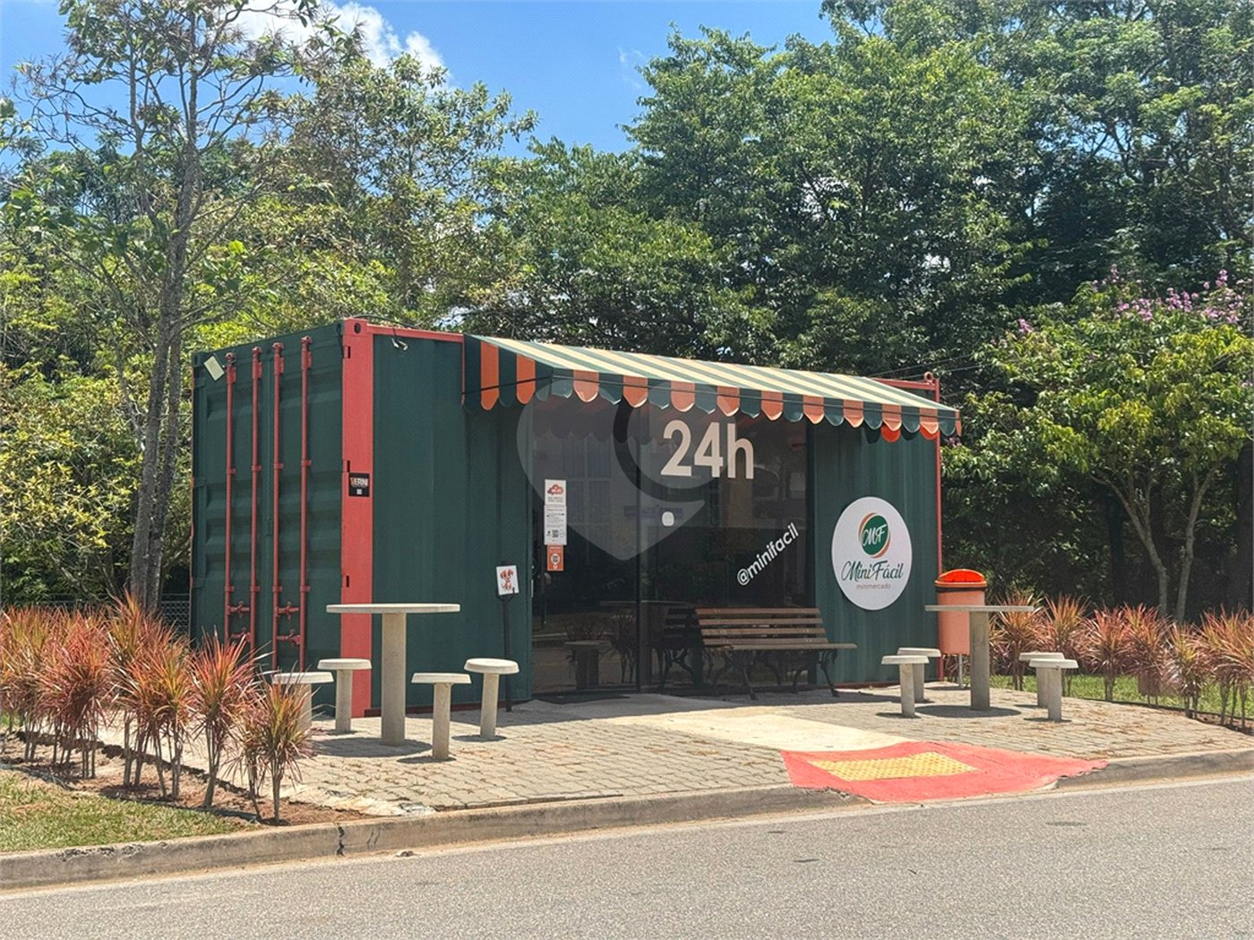Terreno à venda no condomínio Terras de São Francisco, Sorocaba - SP