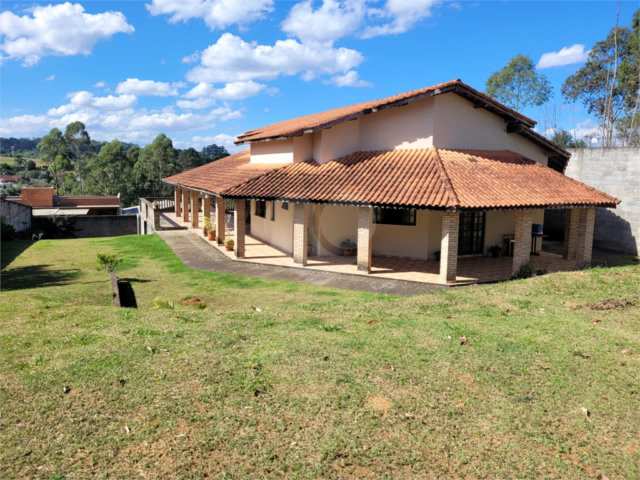 Casa Térrea à venda com 3 quartos, sendo 1 suíte,  em Casablanca, Vargem Grande Paulista, SP