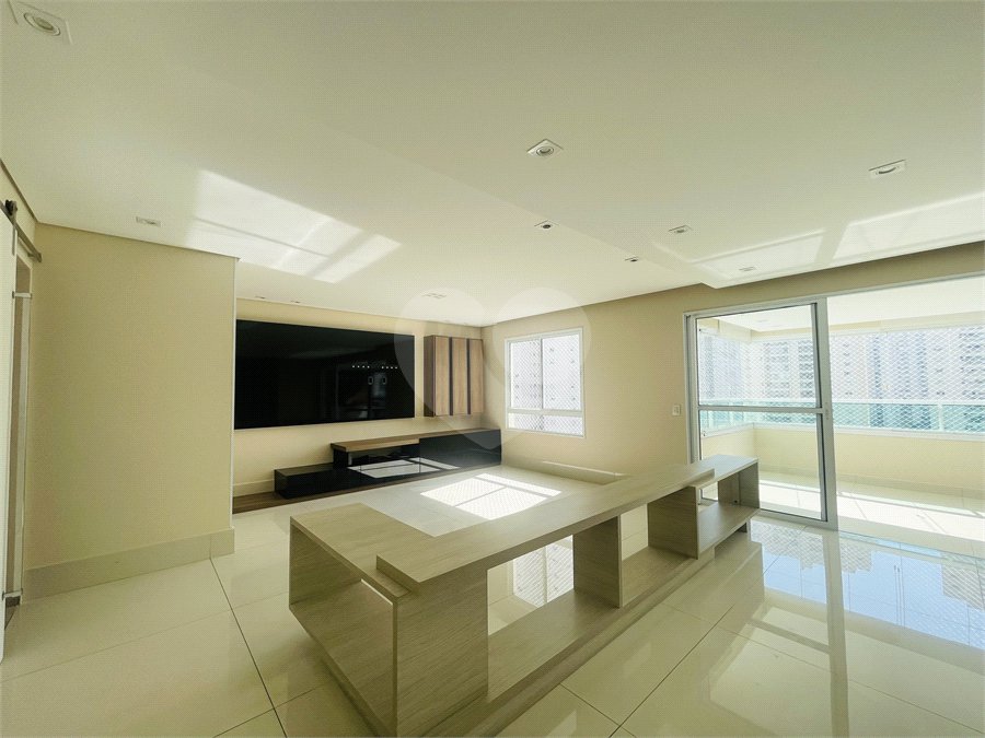 Apartamento à venda com 3 suítes no Centro, São Bernardo do Campo, SP