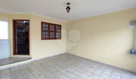 Casa à venda com 3 quartos, sendo 1 suíte,  em Portal do Sol, São Carlos, SP